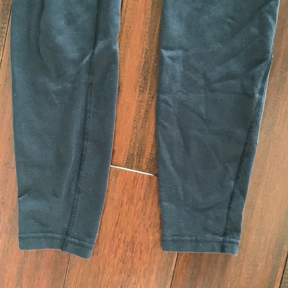 Nike Dri-Fit Leggings - Picture 3 of 3